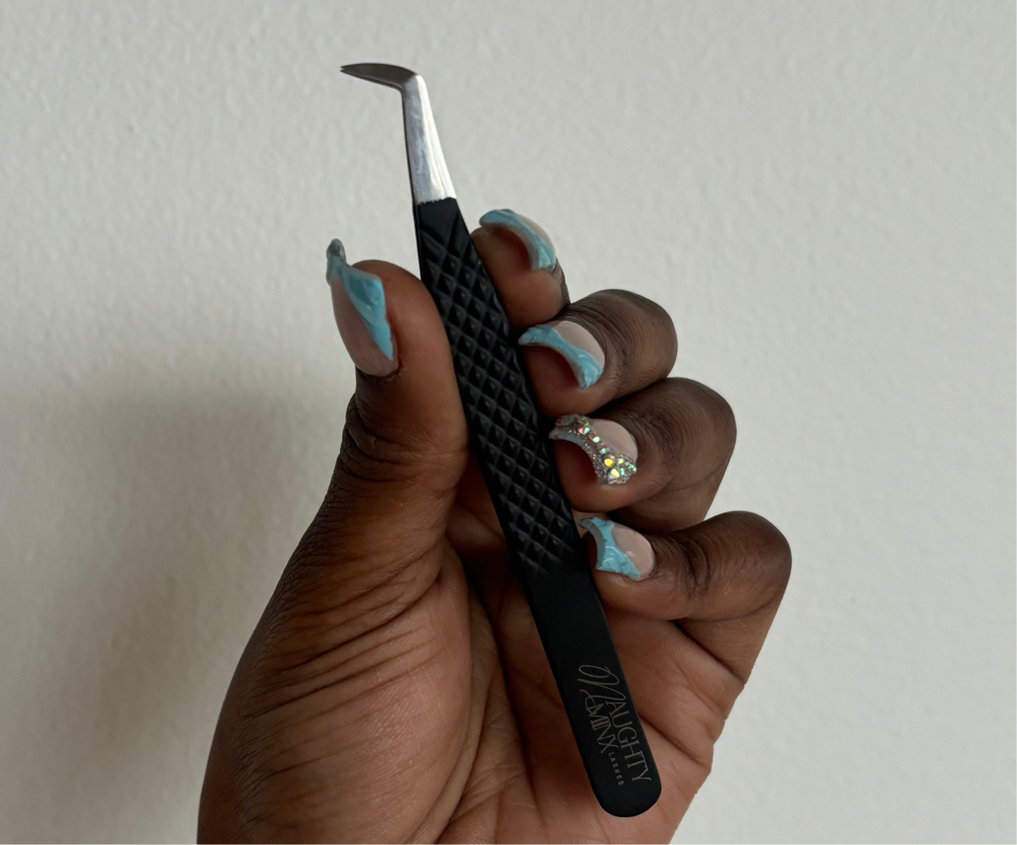 Tweezers