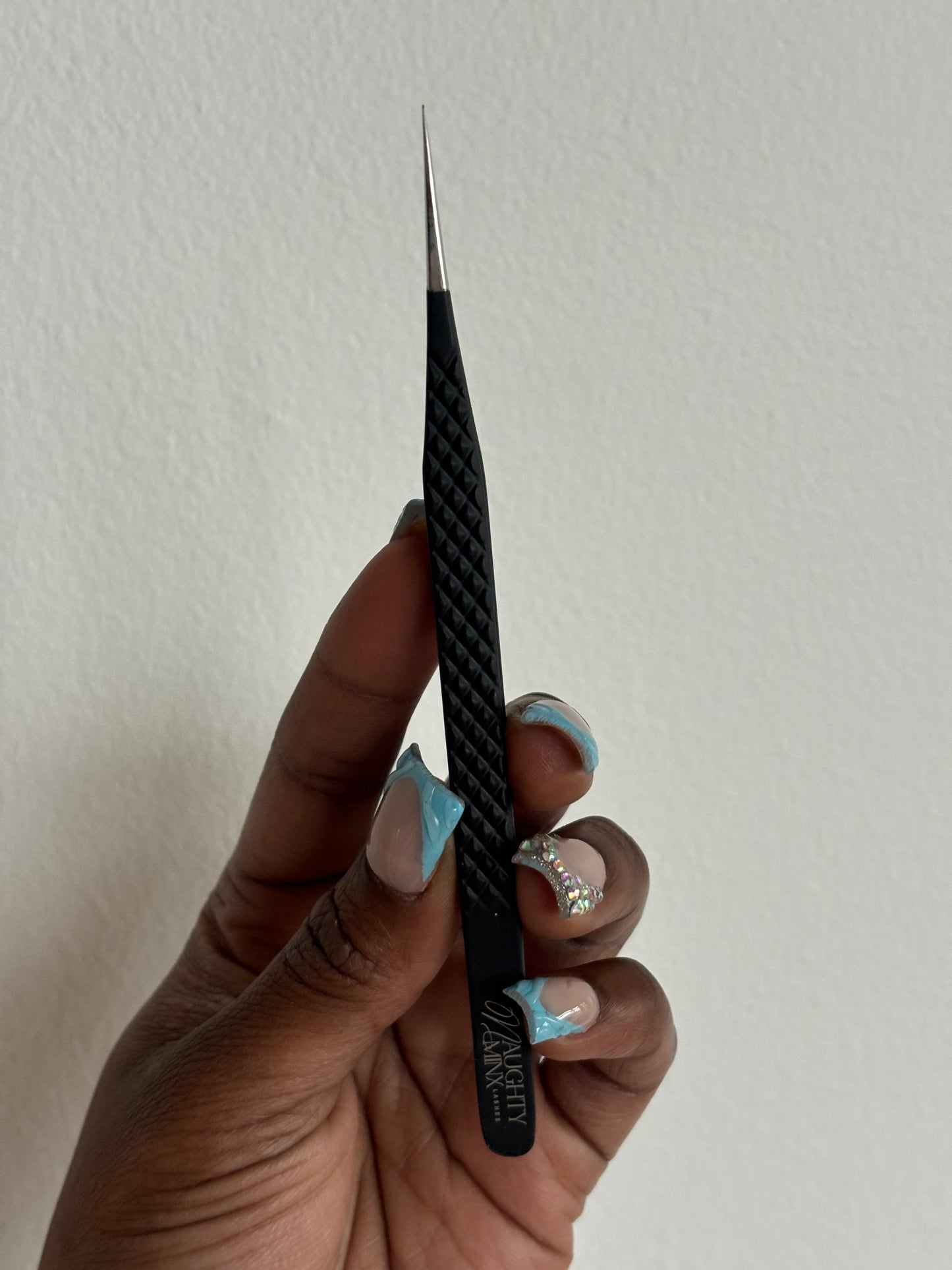 Tweezers